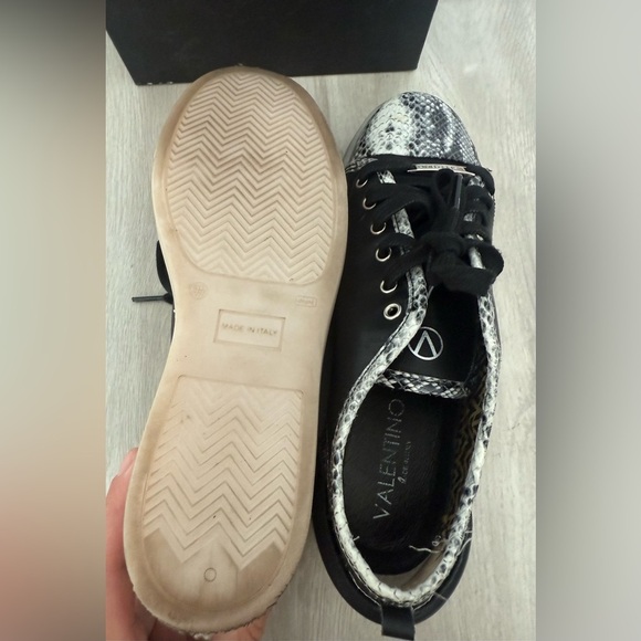 VALENTINO BY MARIO VALENTINO Dalia Sauvage Embossed Python Leather Sneakers 9.5 - Picture 11 of 12